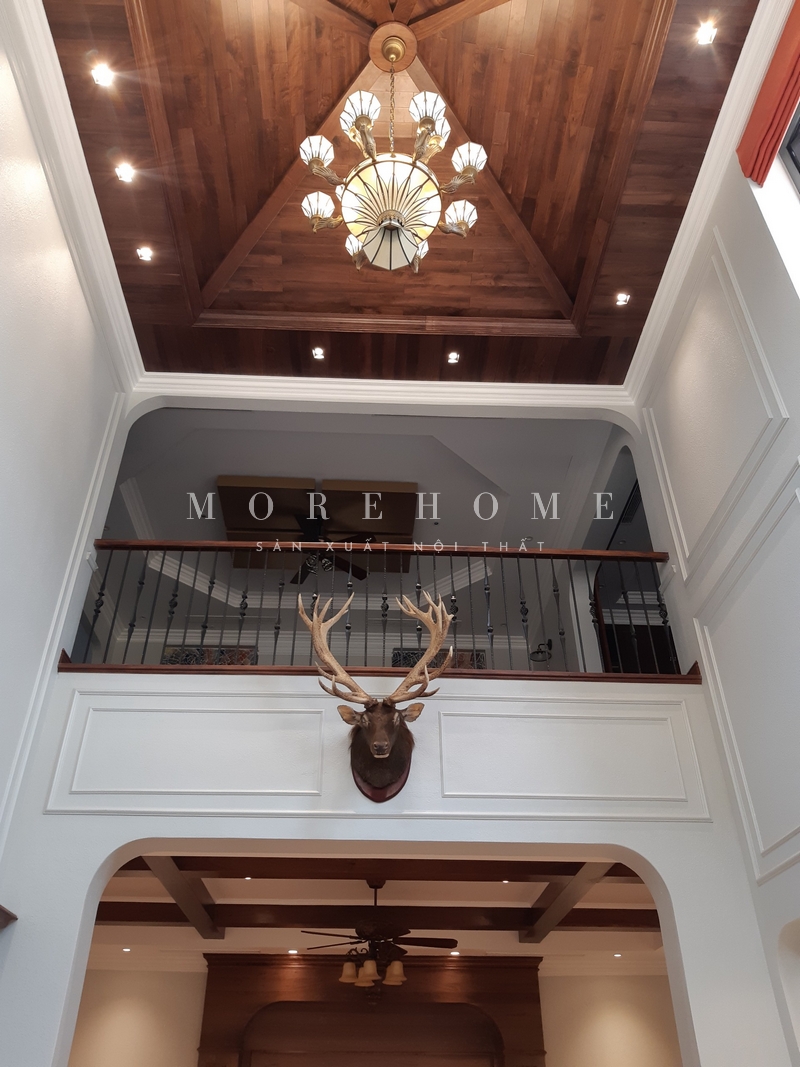 Đèn thả mang lại sự đặc biệt và ấn tượng mạnh cho không gian sang trọng, cao cấp.